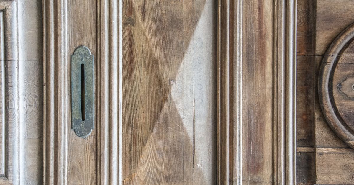 front door lock key — Piscataway Locksmith